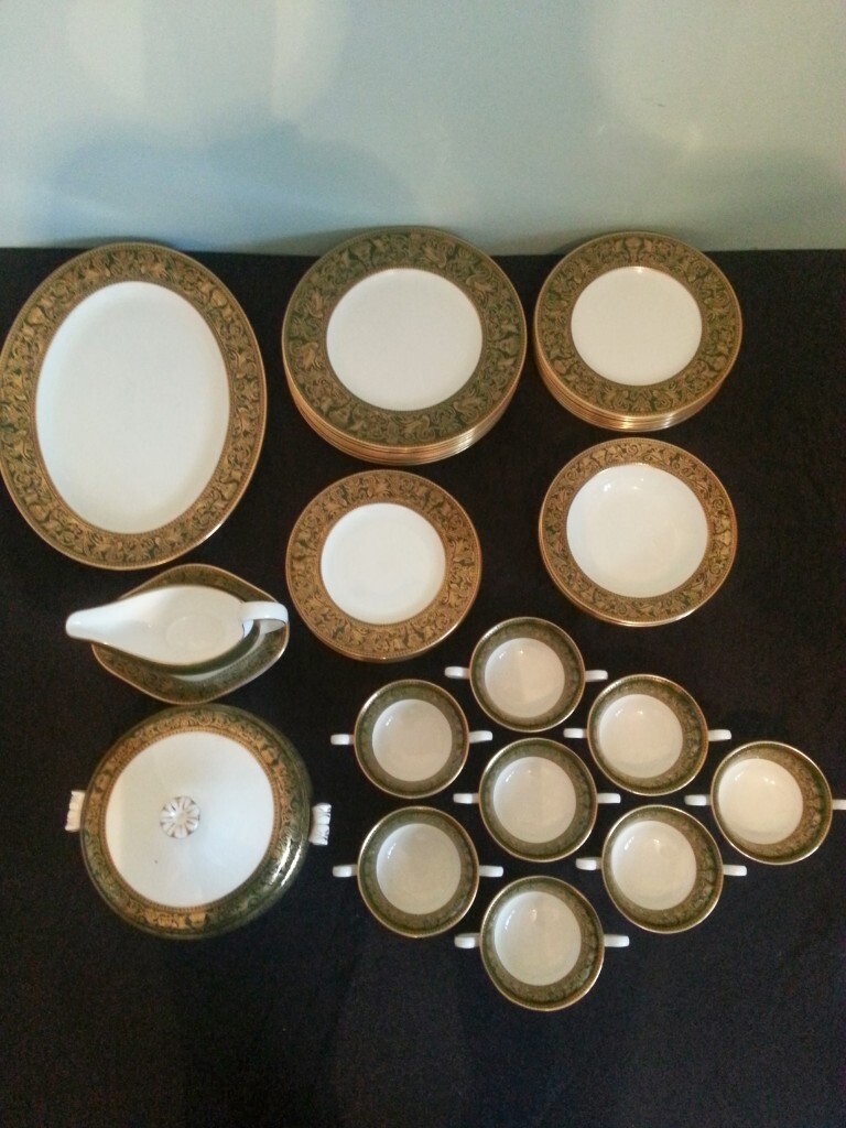 Wedgewood fine bone china dinner set in Chessington, Surrey Gumtree