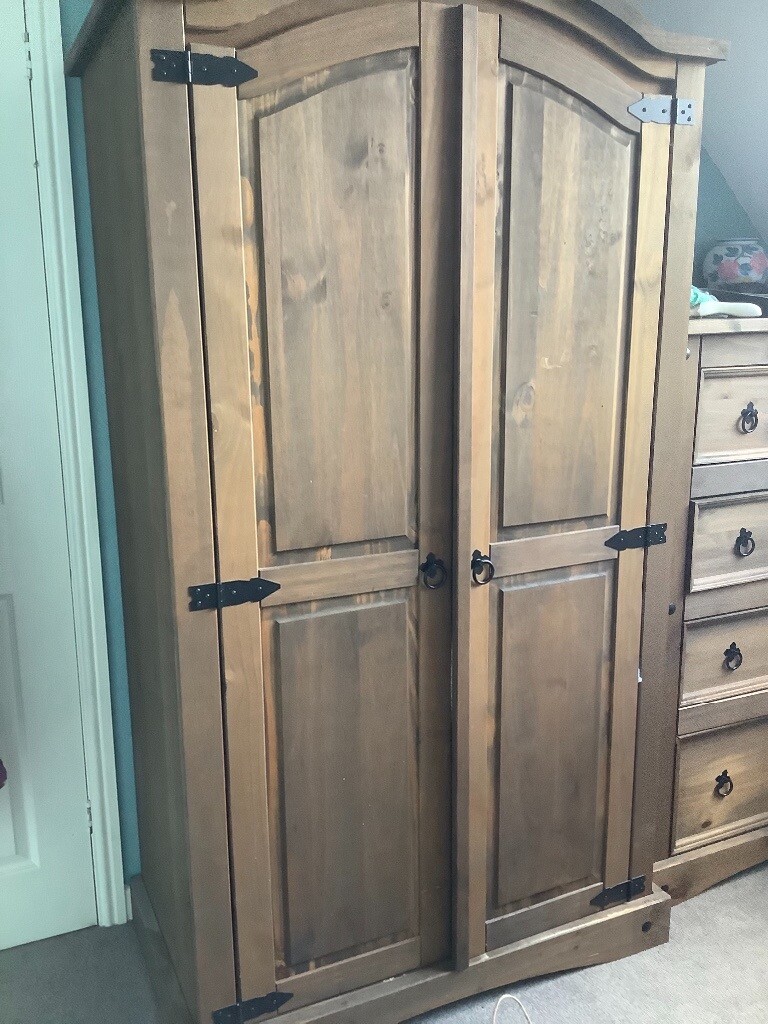 Dark Pine Wardrobe In Earl Shilton Leicestershire Gumtree