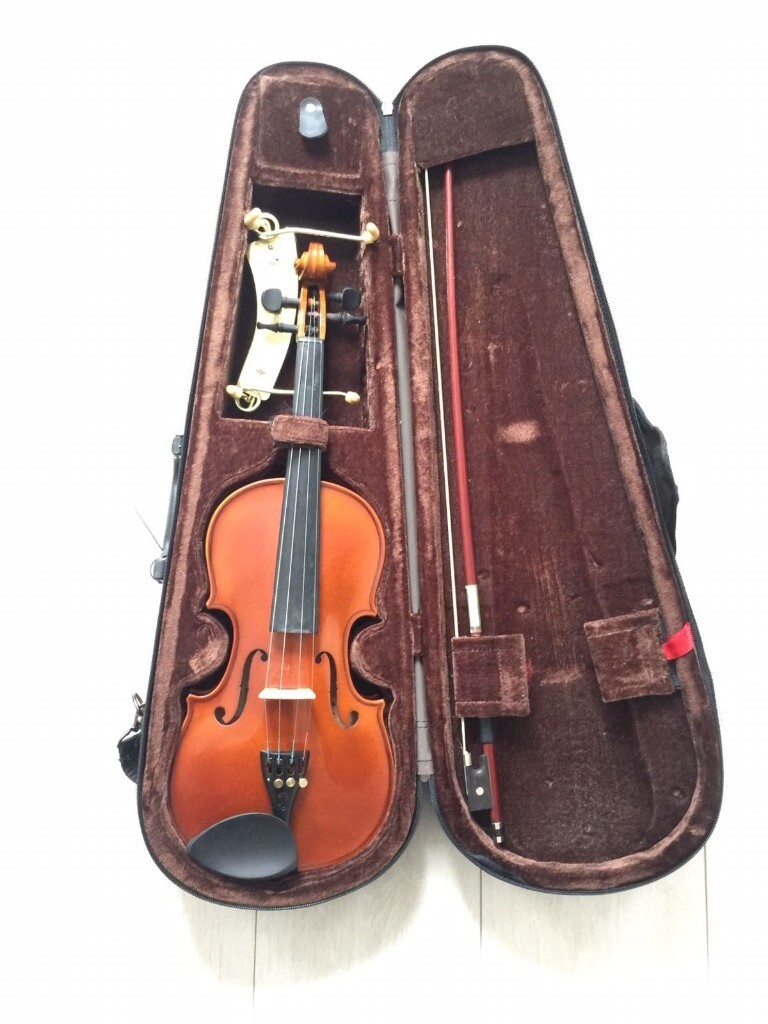 Stentor ST 2/4 size Violin+case+bow+shoulder rest in Seven Sisters