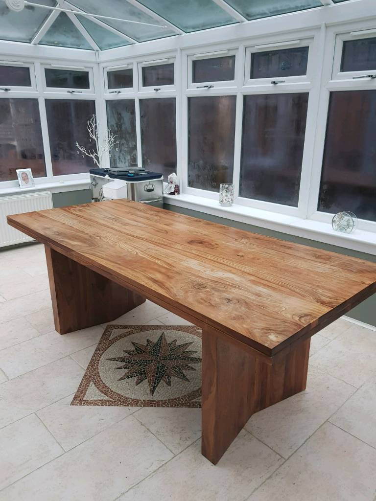 Solid Acacia Wooden Table 210cm x 90cm in Cumbernauld, Glasgow