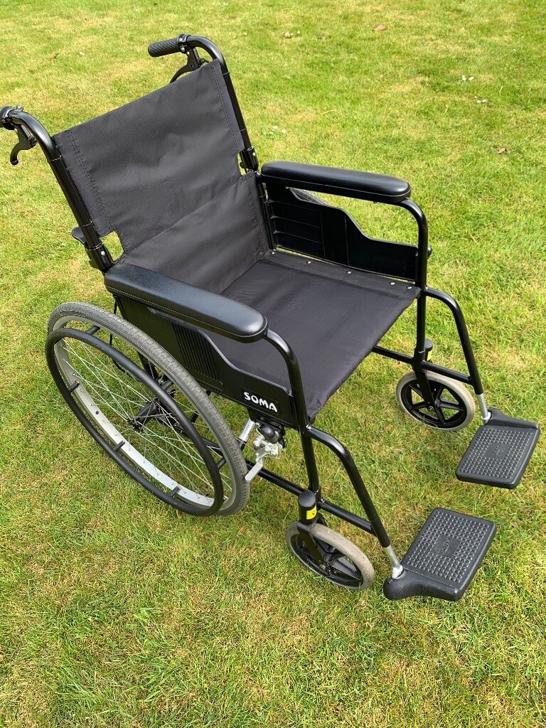 Karma Soma Self Propelled Lightweight Wheelchair. Hardly used in