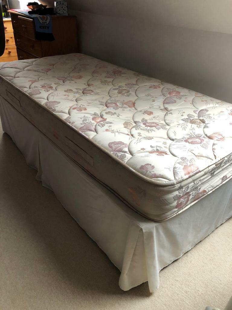 Solid Single Divan Bed With 2 Drawers And Mattress In Westhill