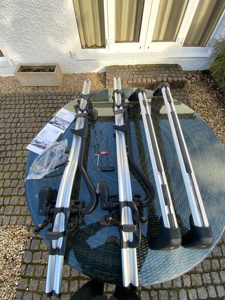 Genuine BMW roof rack & 2x genuine BMW bike racks in Johnstone