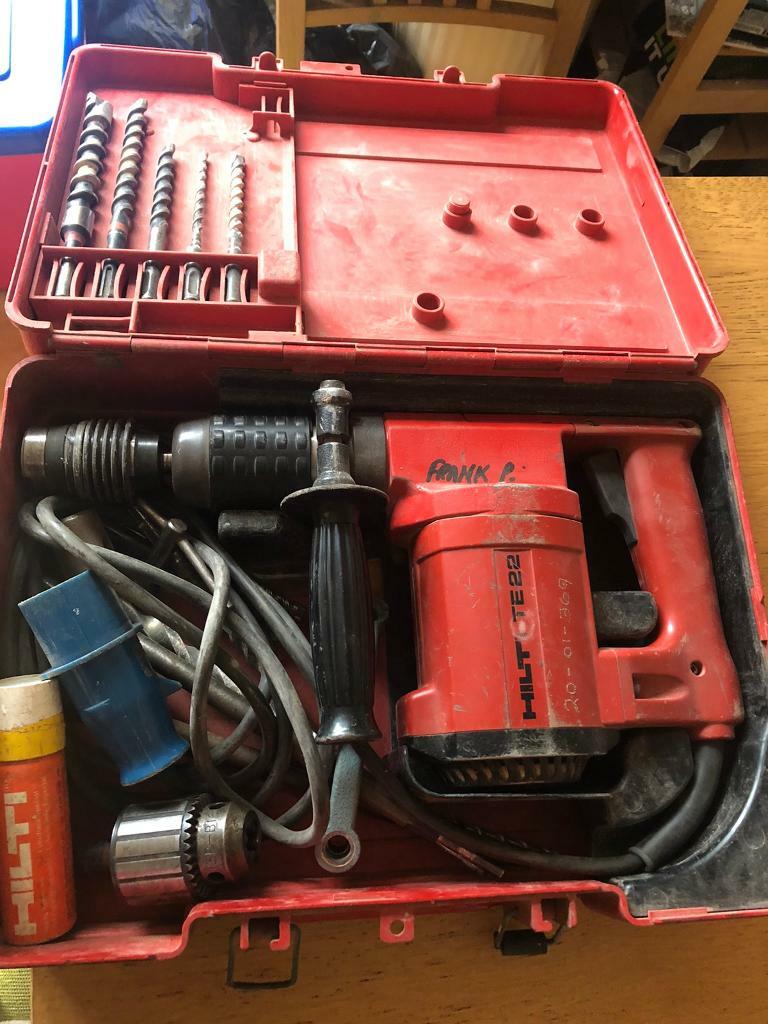 HILTI TE22 HEAVY DUTY SDS ROTARY HAMMER DRILL 110V in Great Barr