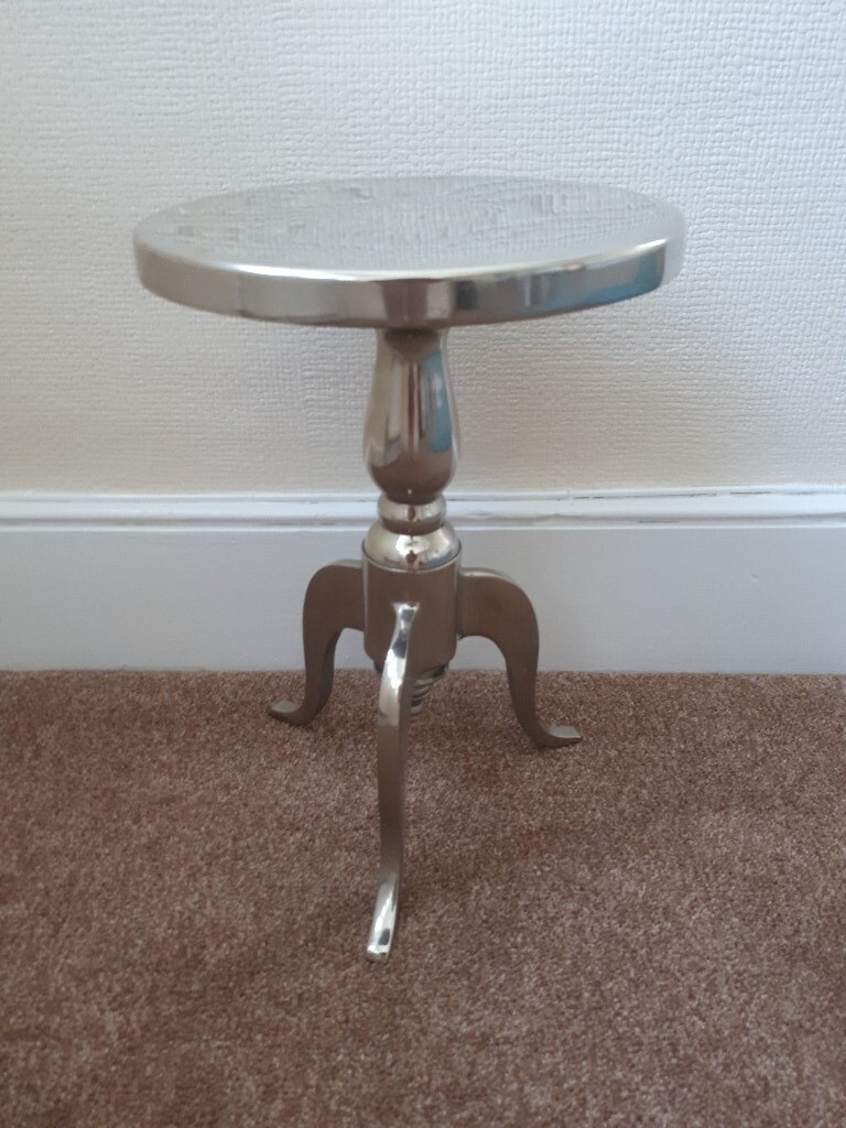 SMALL METAL ROUND SIDE TABLE in Herne Bay, Kent Gumtree