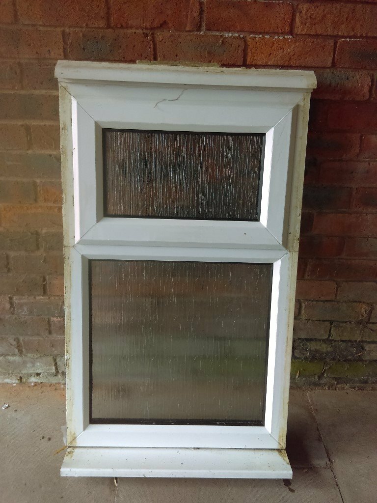 Double glazed window unit 100 cm high x 61 cm wide***Can Deliver