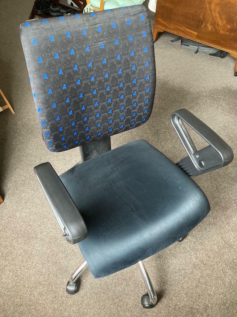 Office chair on wheels. Ikea in New Town, Edinburgh Gumtree