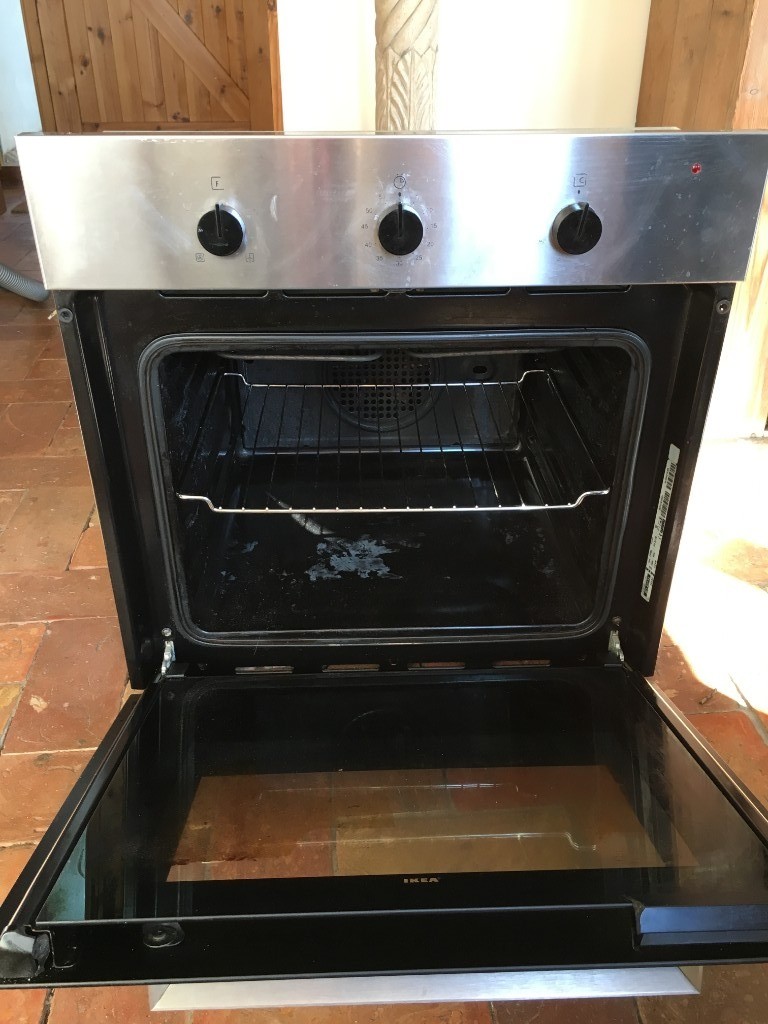 FREE Single built in Electric oven Ikea fully working in Harleston