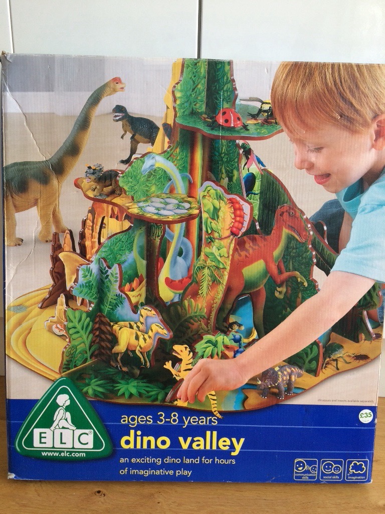Early Learning Centre Dino Valley Wooden Playset with dinosaurs