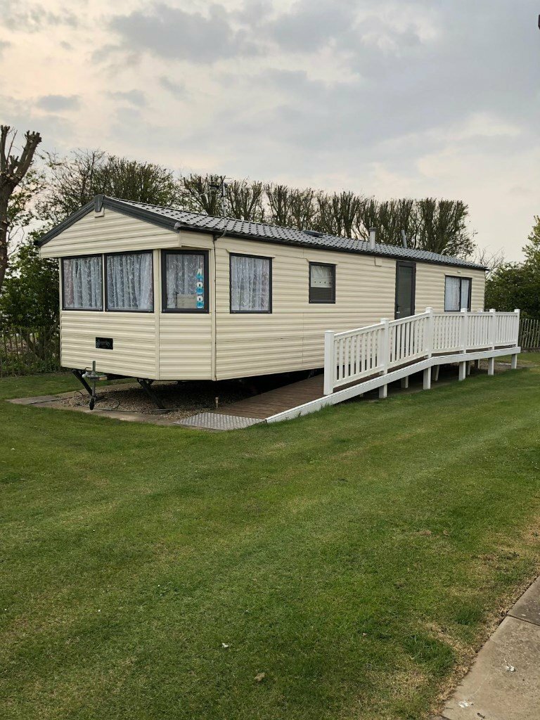 Delta Bromley Static Caravan, Chapel St Leonards, Excellent condition