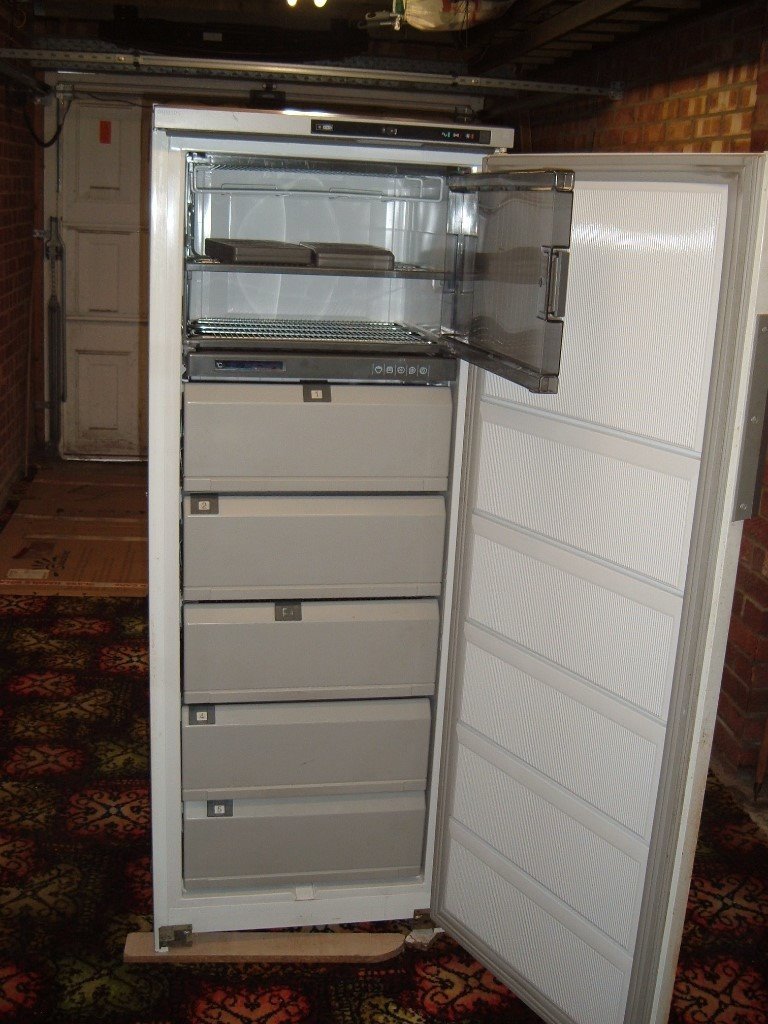 deep freezer suiteable for putting in a garage in Ipswich, Suffolk