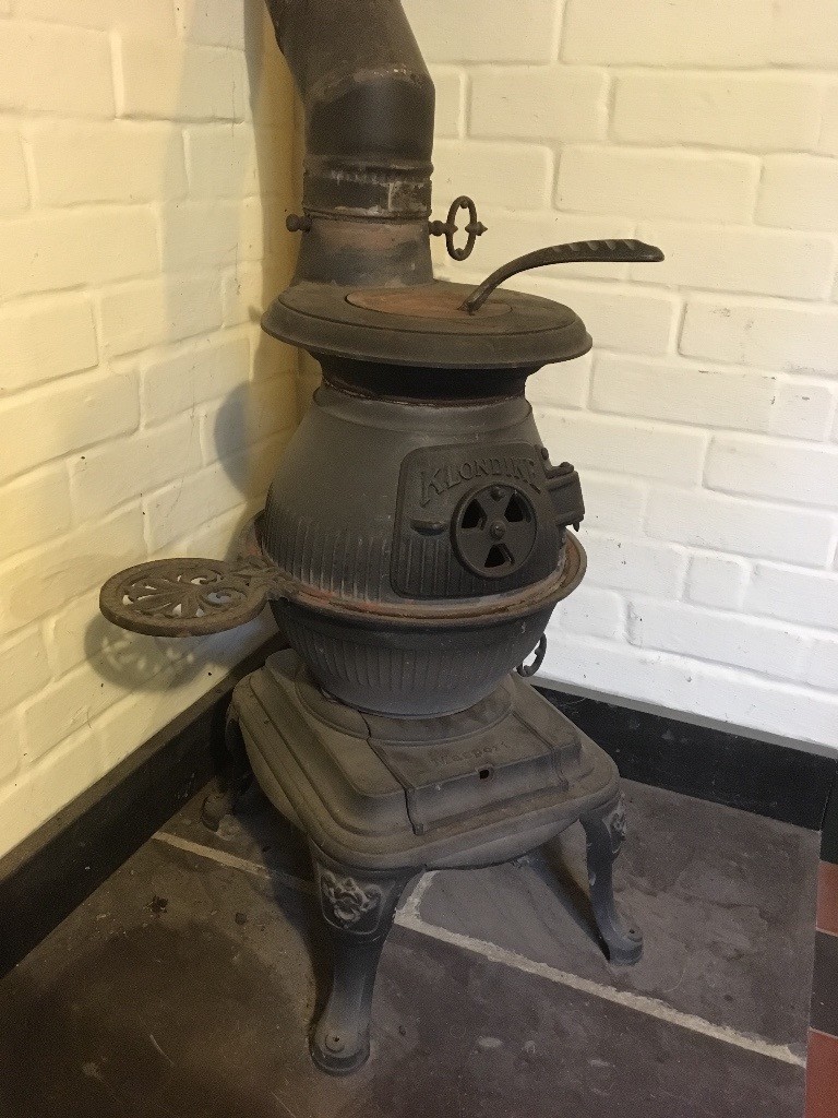 Klondike Potbelly multi fuel stove for sale, used but in good working