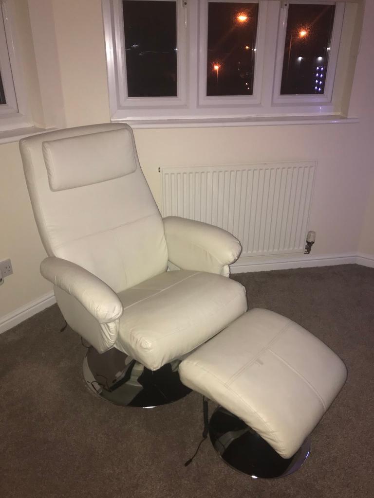 Massage Chair Rental Cost - Massage Chair | Vitrectomy Recovery Rentals