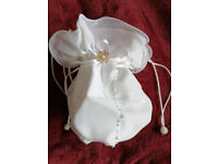 Brand New White Taffeta Wedding/Honeymoon Handbag with pearls 