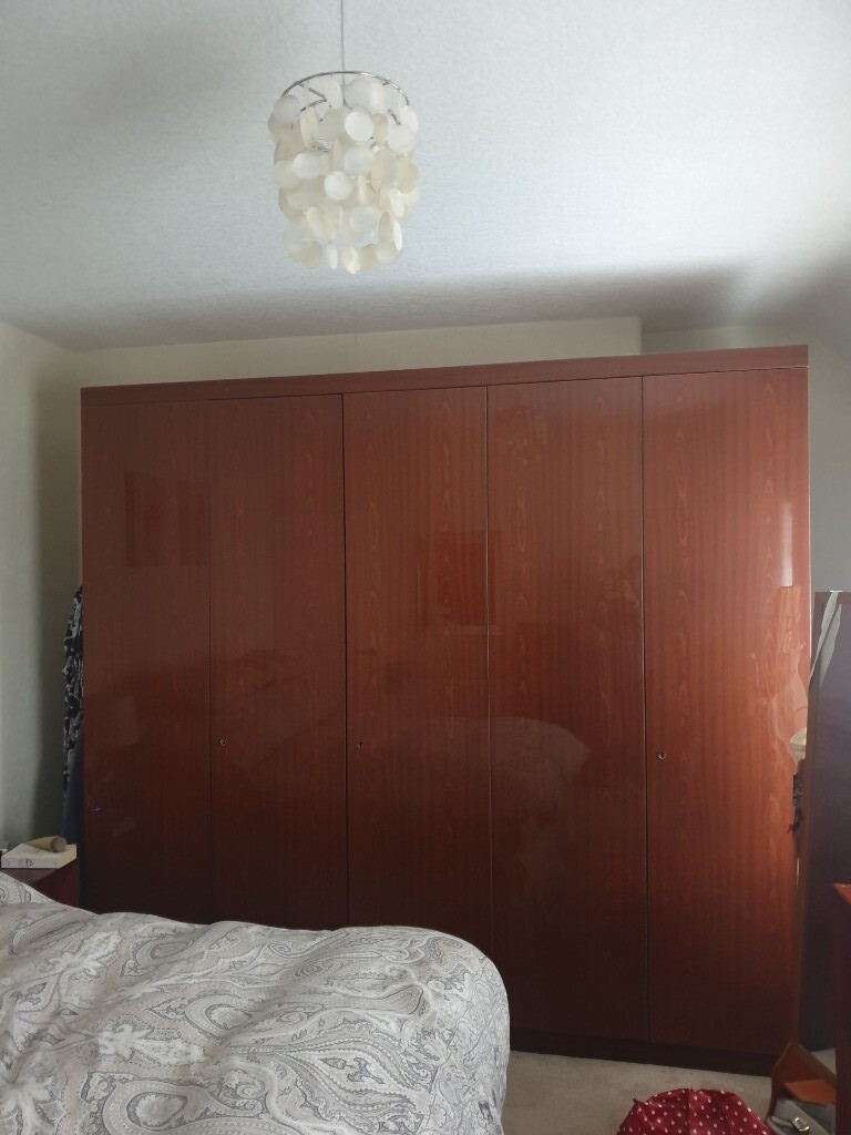 Large 5 Door Wardrobe Free To Dismantle And Uplit In Irvine