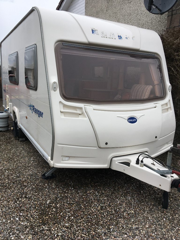 Four berth caravan for sale. 2006 Bailey Ranger. End washroom, good