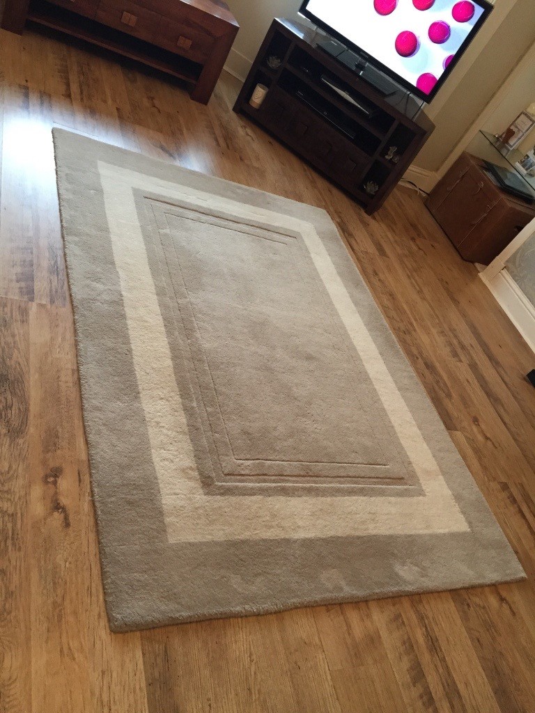 **REDUCED PRICE** Laura Ashley Rug in Newmains, North Lanarkshire