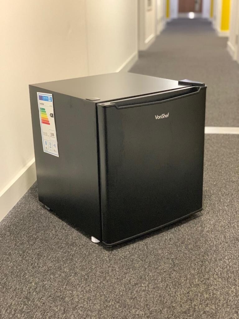 NEW Mini Fridge VonShef 47L with freezer compartment. Near perfect