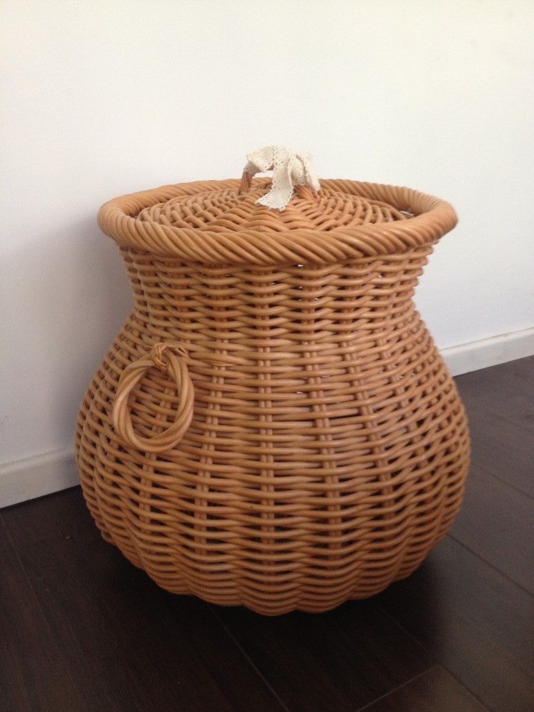 Large, round, wicker laundry basket with lid in Loughborough