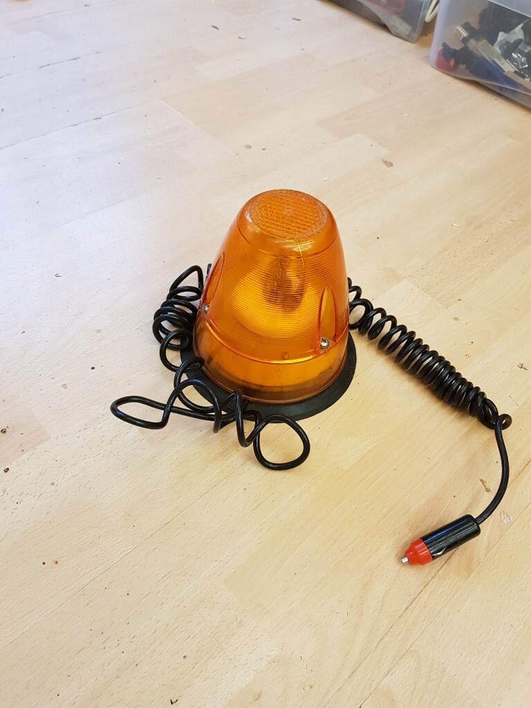 roof top orange flashing light in Chesterfield, Derbyshire