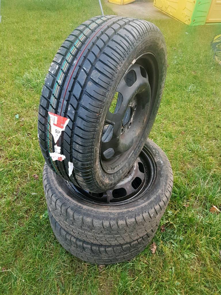 3 x 195/50/R15 Tyres one brand new & 2 have 7mm in Forest Town