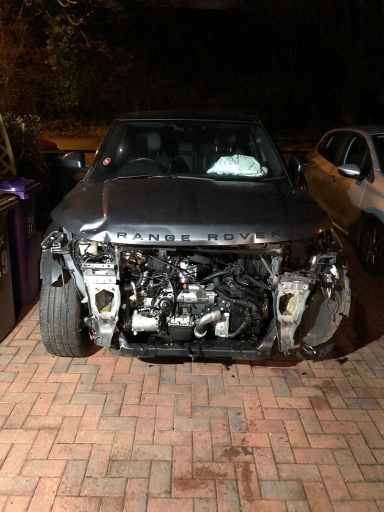 Damaged Range Rover evoque in Stevenage, Hertfordshire Gumtree