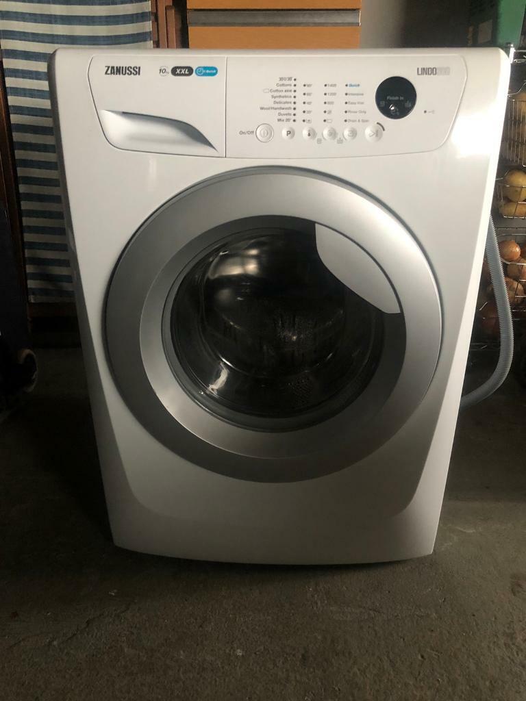 Zanussi 10kg XXL Lundo300 Washing Machine in Malvern, Worcestershire