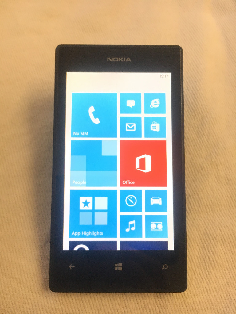 Nokia Lumia 520. Windows Phone.