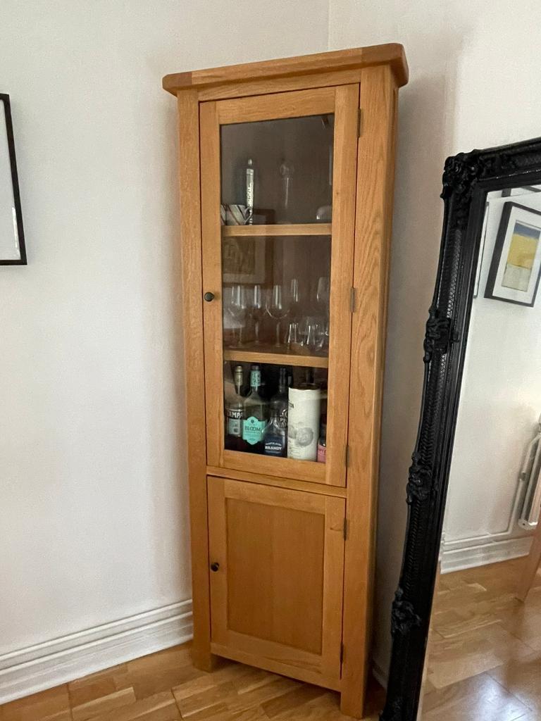 Cotswolds Company Rustic Oak Corner Display Unit / Drinks in