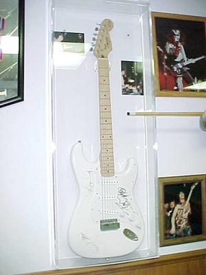 Acrylic Guitar Display Case for Electric Guitars with UV