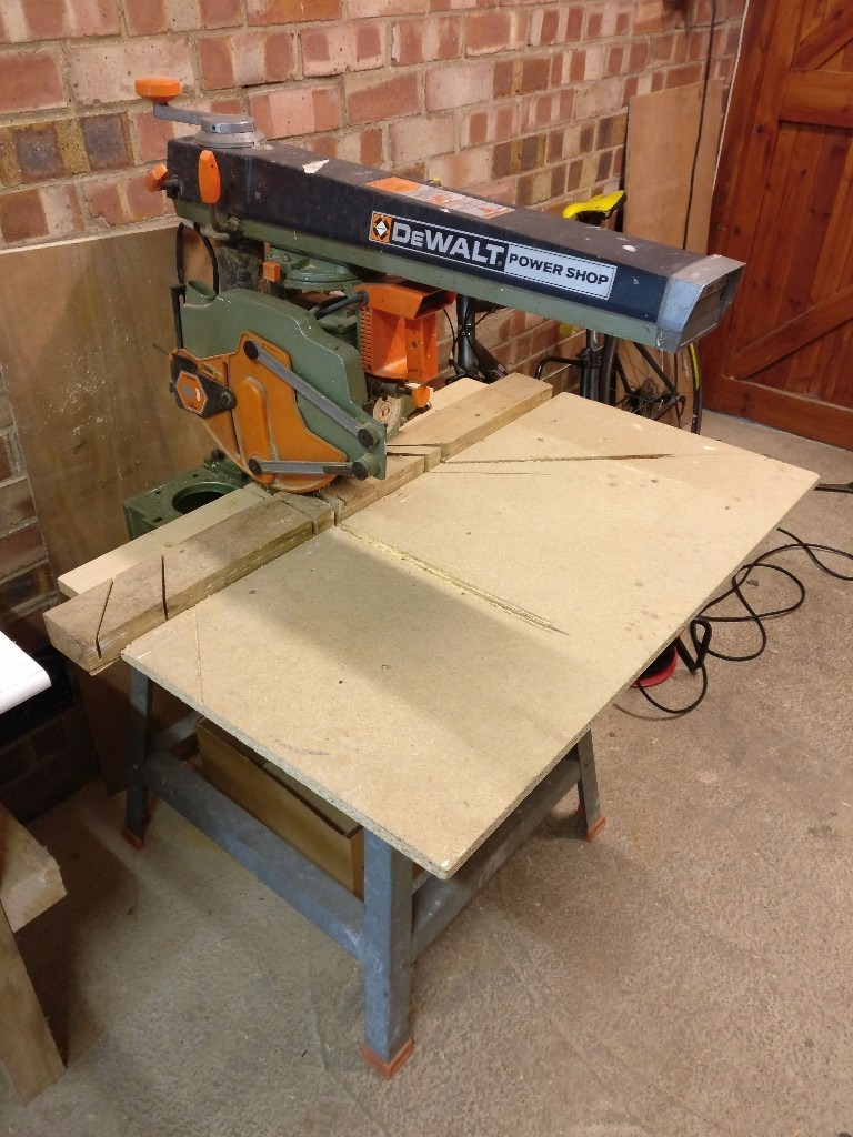 Dewalt Power Shop DW125 Radial Arm Circular Saw in Abingdon