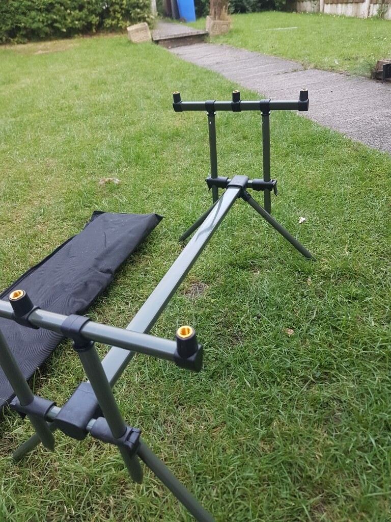 Solid new lightweight rod pod in Hyde, Manchester Gumtree