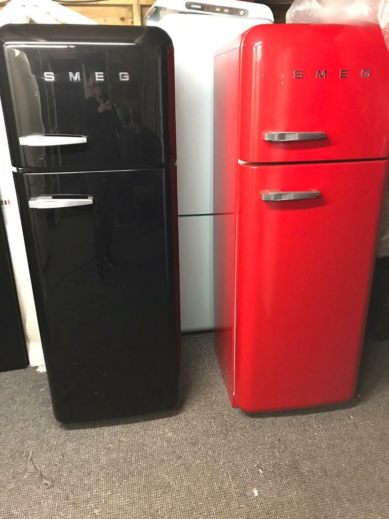 LOVELY GLOSS BLACK OR RED SMEG FAB30 FRIDGE FREEZERS.full warranty. Can