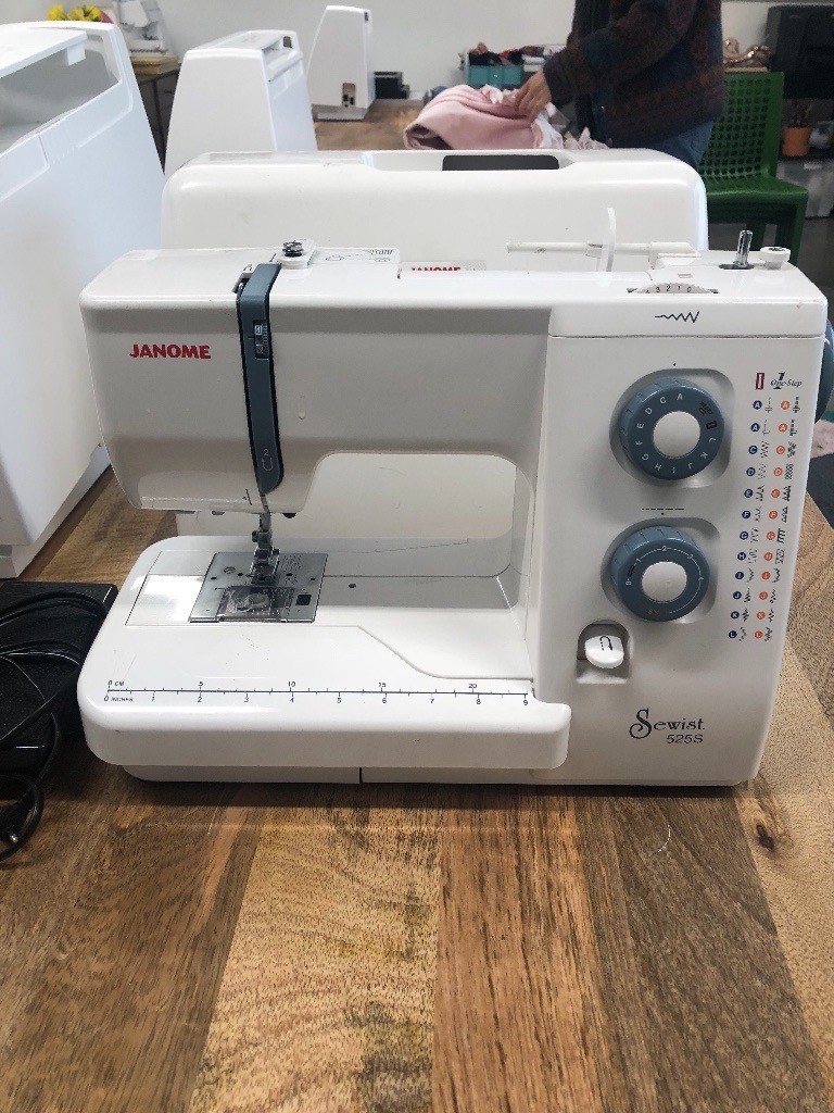 Janome Sewing Machine Sewist 525s in Hackney, London Gumtree
