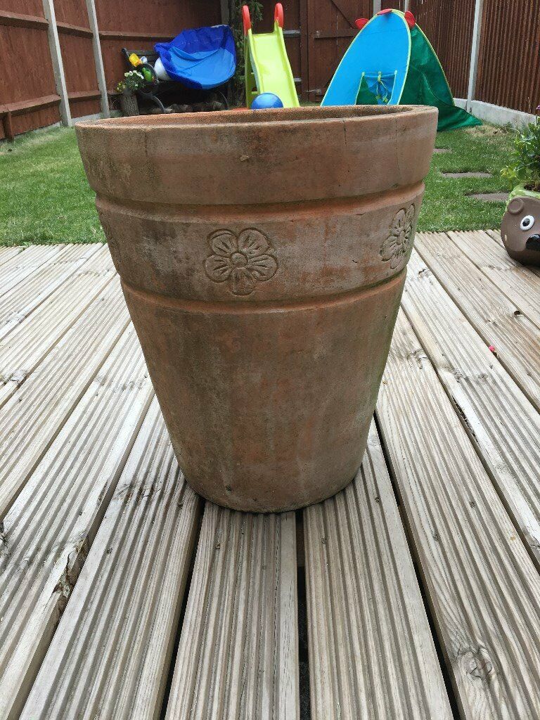 2 Giant  Terracotta  Plant Pots  in Harrow London Gumtree