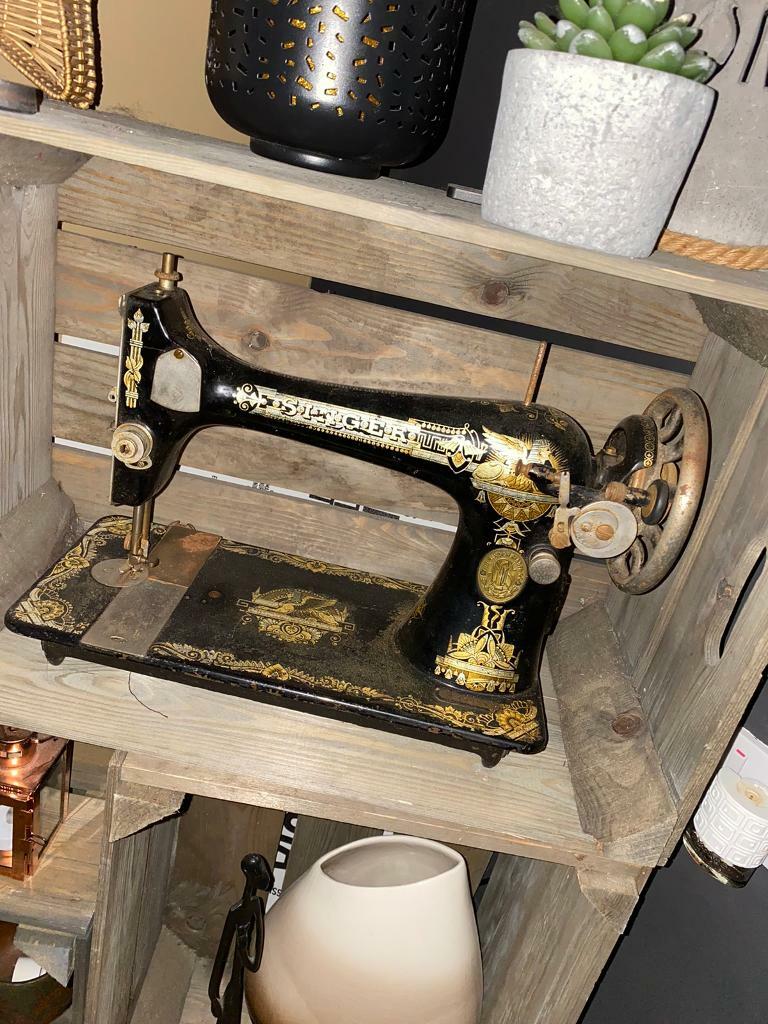 Singer Sphinx Sewing Machine in Huddersfield, West Yorkshire Gumtree