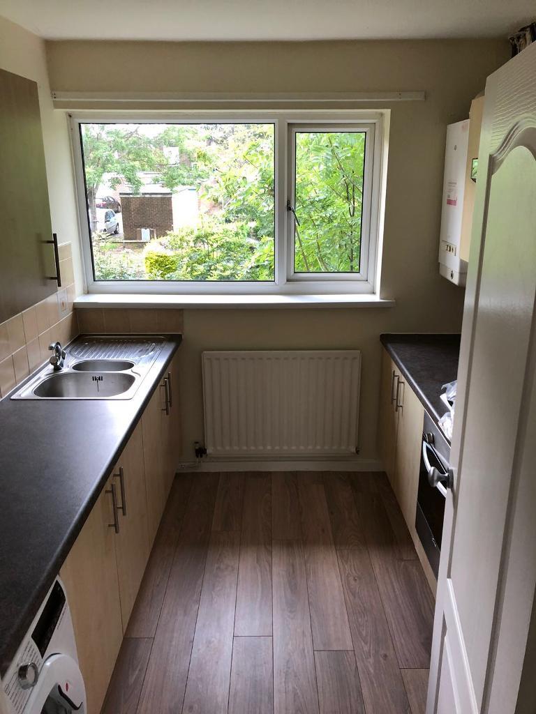 2 bedroom upstairs flat for rent in Mitford Close. Available now in