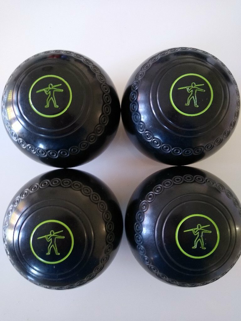 LAWN BOWLS TAYLOR ELITE SIZE 3. in Beverley, East Yorkshire Gumtree