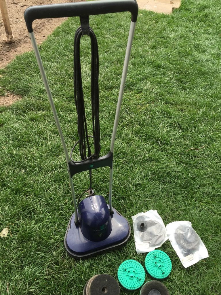 Electrolux z93 Floor/Wood polisher and cleaner in Carlton