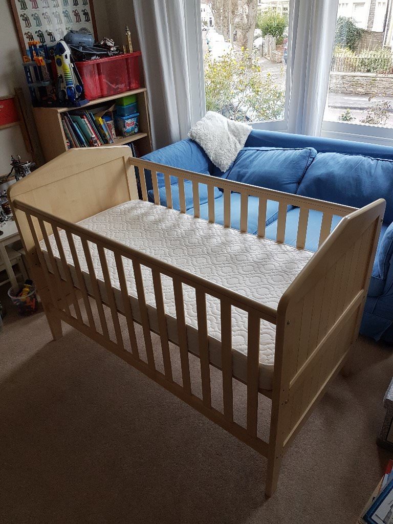 Mamas & Papas Savannah Nursery Furniture Convertible Cotbed