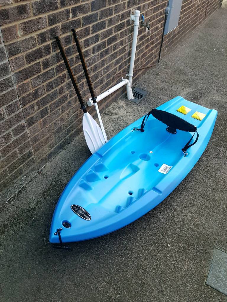 Equinox 6ft 6" (2m) Sit On Youth Kayak + Paddle in Lowestoft, Suffolk