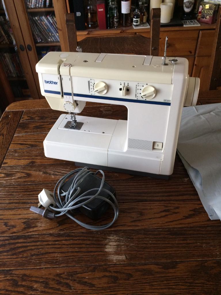 Brother vx1010 sewing machine with foot pedal in Newton Aycliffe