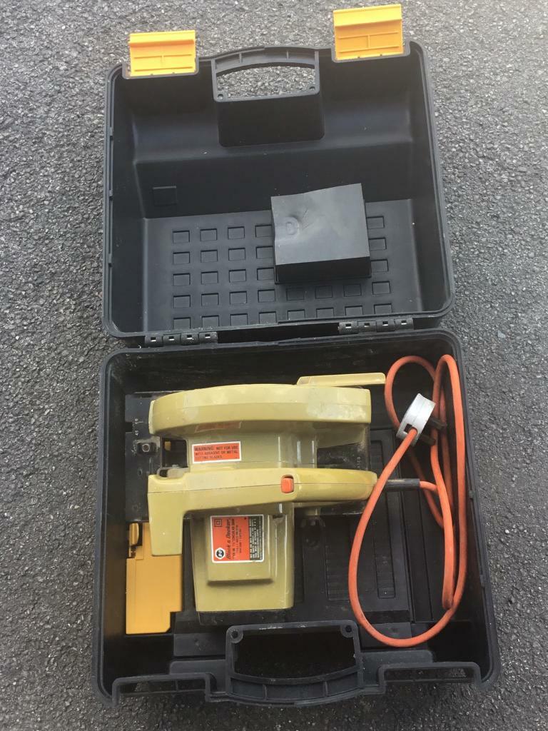 Black And Decker 73086 71/4” Circular Saw With Case in Cookridge