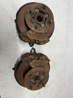 AUSTIN METRO MG AP 4 POT BRAKE CALIPERS VENTED DISC SET MINI