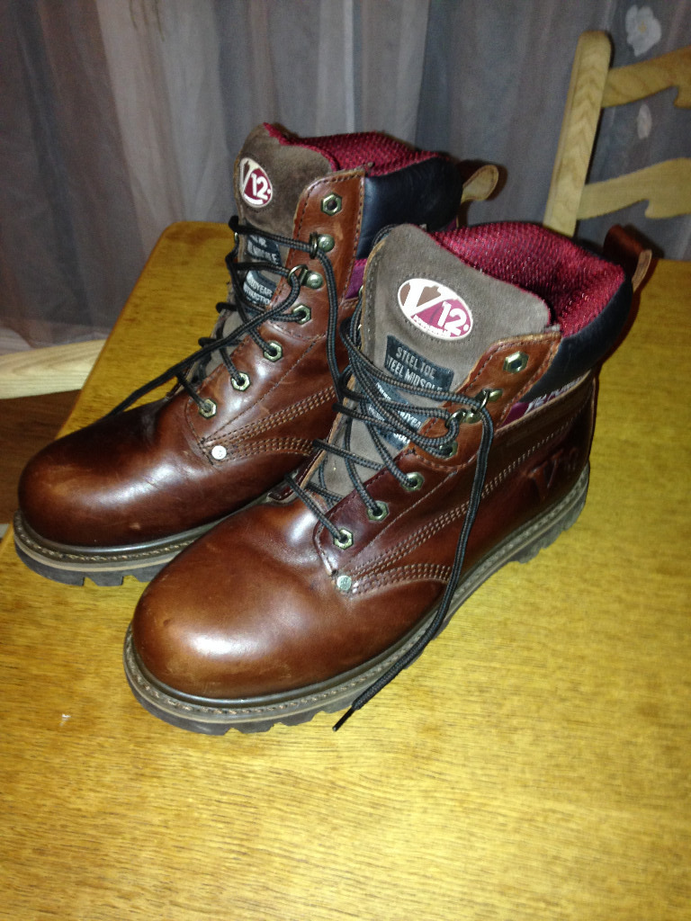 v12 steel toe cap boots