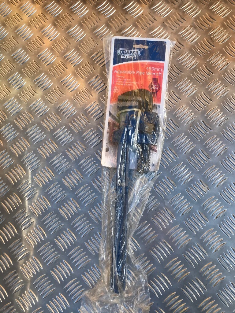 Draper Expert 450mm Adjustable Pipe Wrench in New Milton, Hampshire