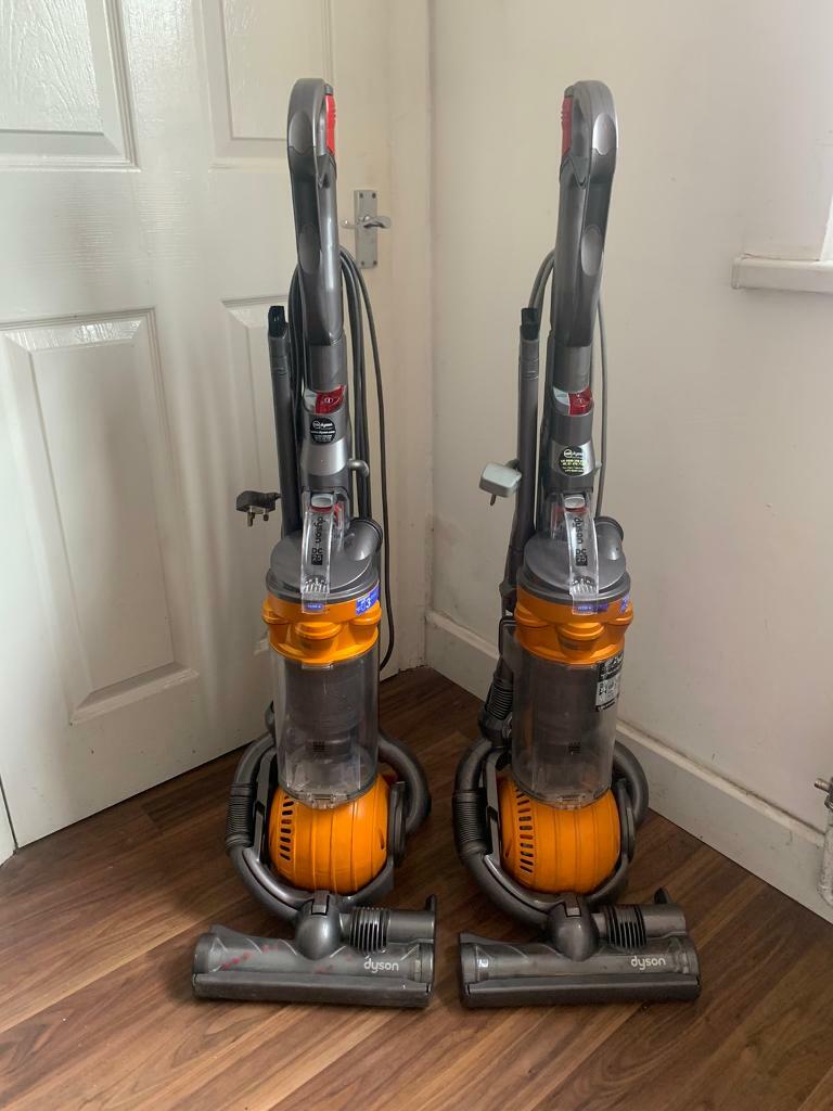 Dyson dc25 animal hoover fully working and cleaned in Chesterfield