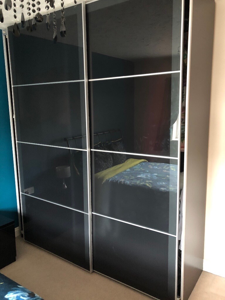 Black gloss sliding door wardrobe in Scunthorpe, Lincolnshire Gumtree