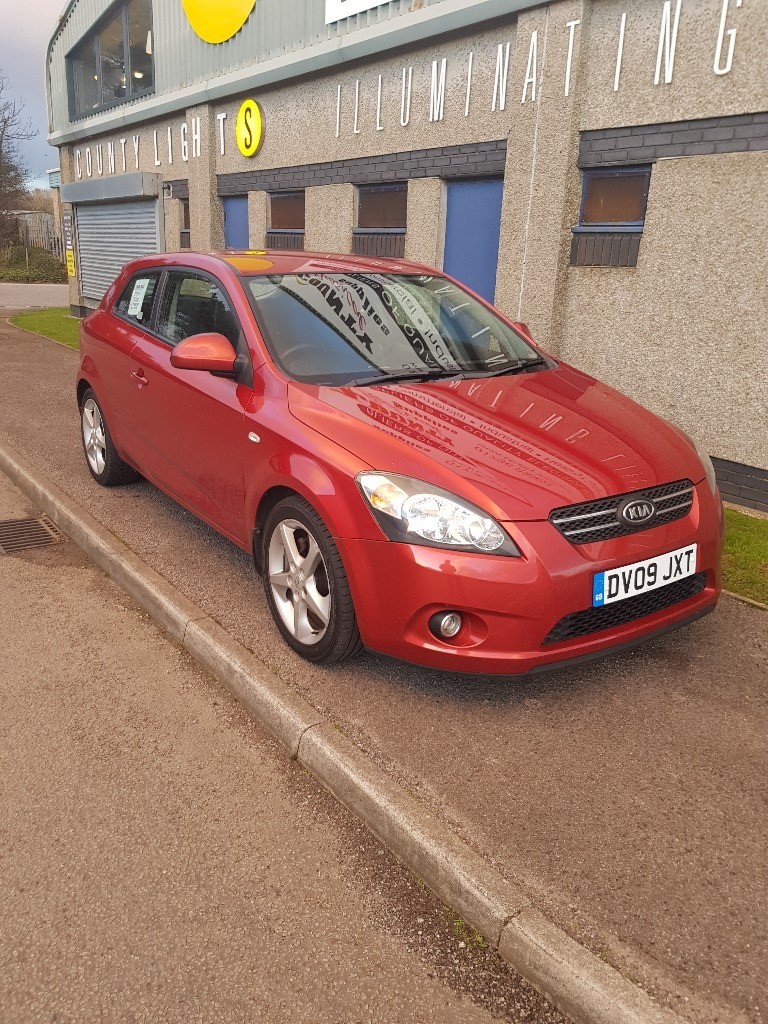 2009 Kia Pro Ceed 1.6 16v (125bhp) PETROL in Penzance