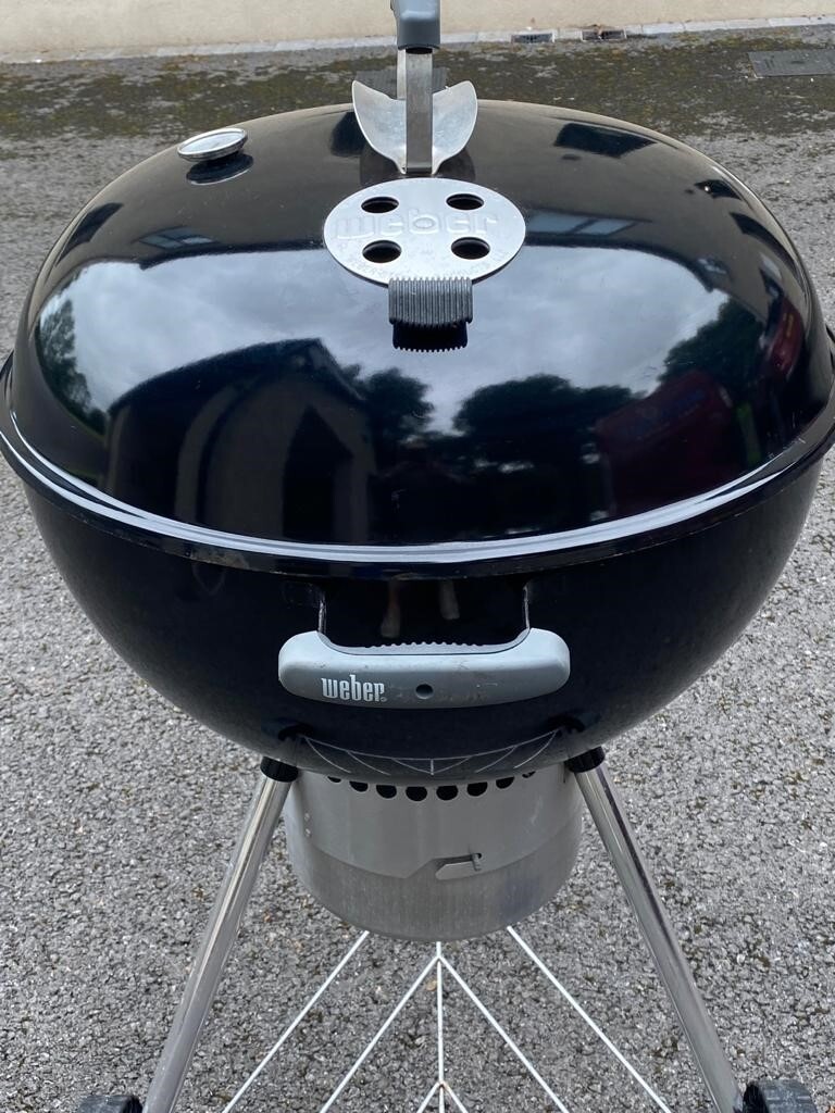 Weber Original Kettle Charcoal Grill 57cm, chimney & steak grill in